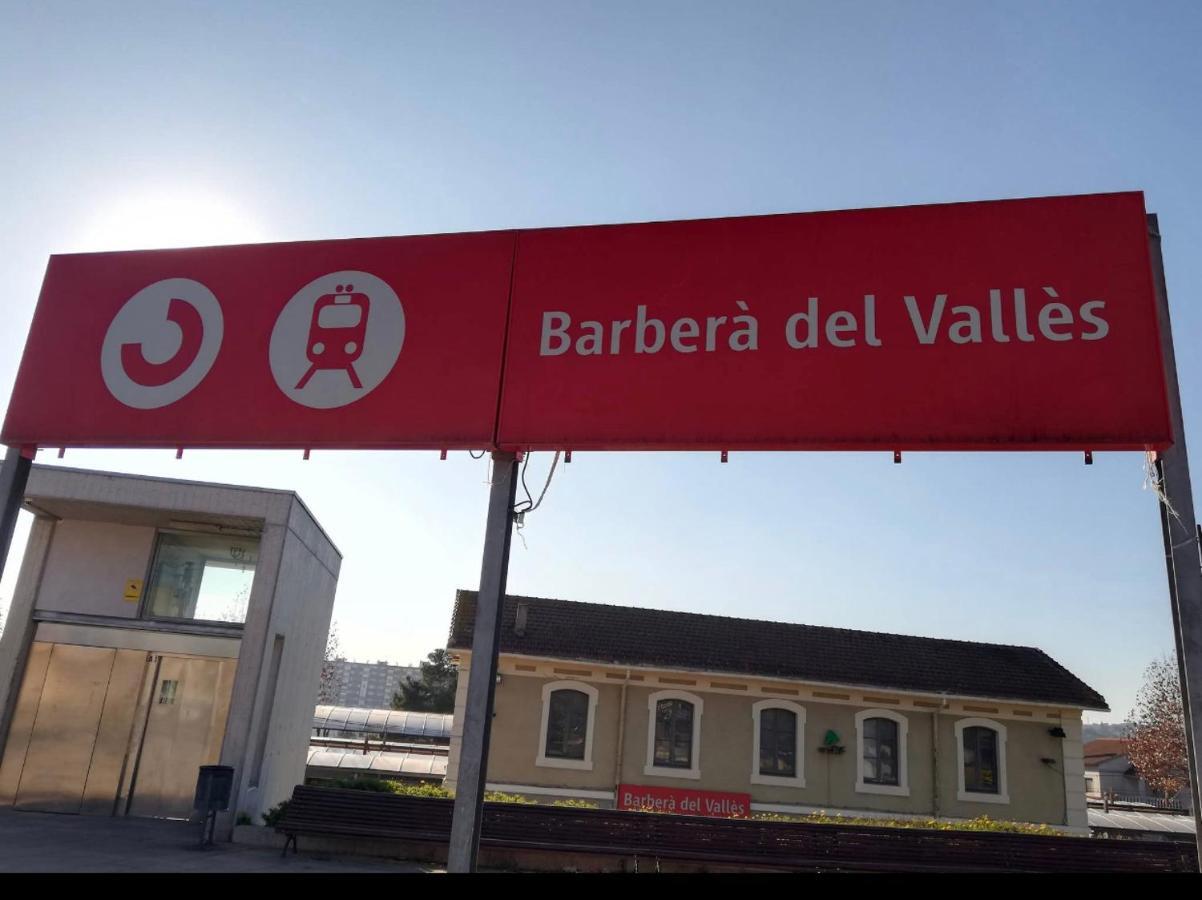 Duplex Apartamento Barbera del Valles Exterior foto